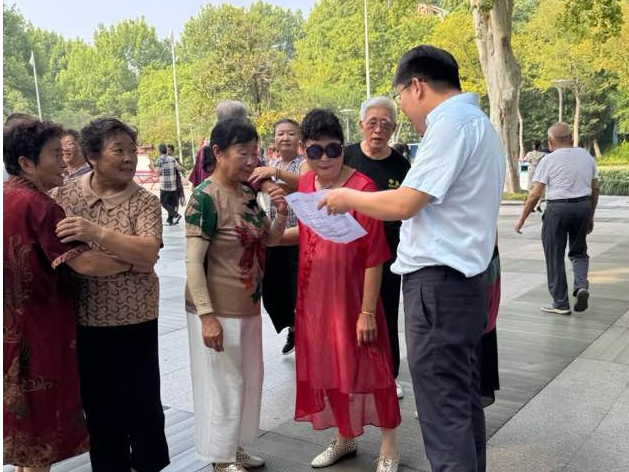 <strong>南京银行泰州分行营业部开展金融知识“三进”宣传系列活动</strong>